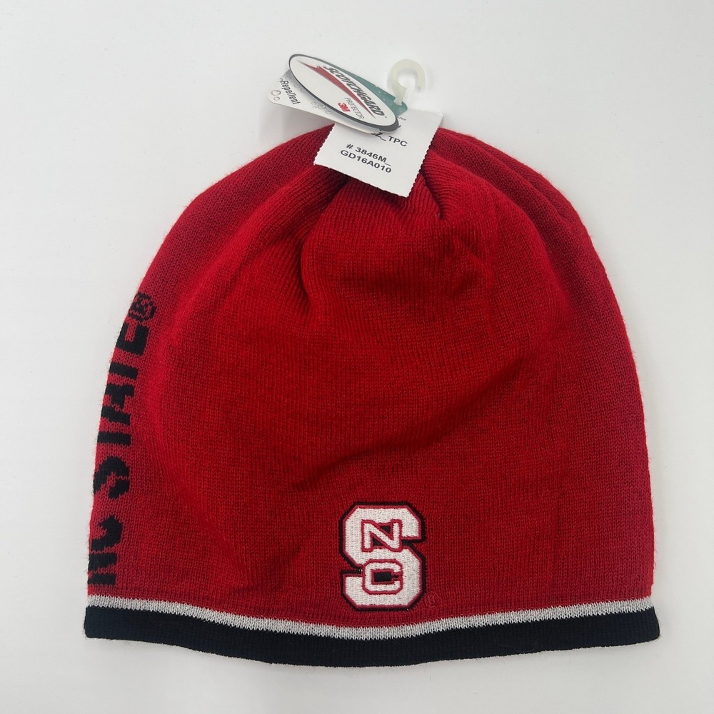 Adidas North Carolina State University NC State Wolfpack Knit Beanie Hat Red